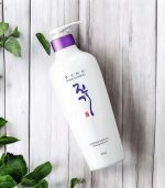 Daeng Gi Meo Ri Vitalizing Treatment - Revitalizační kondicionér na vlasy 300 ml