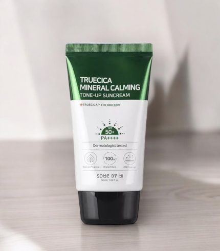 Some By Mi - Truecica Mineral Calming Tone-Up Suncream SPF50+/PA++++