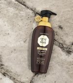 Daeng Gi Meo Ri - New Gold Special Shampoo