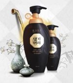 Daeng Gi Meo Ri - New Gold Special Shampoo