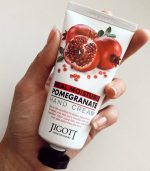 Jigott Real Moisture Pomegranate Hand Cream