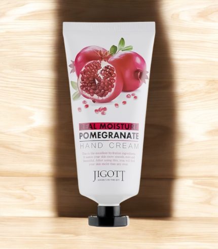 Jigott Real Moisture Pomegranate Hand Cream