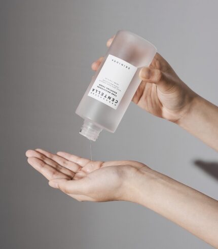 SKIN1004 - Madagascar Centella Tone Brightening Boosting Toner