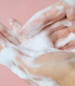 SKIN1004 MADAGASCAR CENTELLA POREMIZING DEEP CLEANSING FOAM 125ML