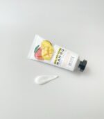Jigott Real Moisture Mango Hand Cream