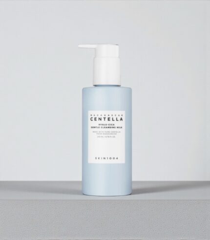 Skin1004 - Madagascar Centella Hyalu-Cica Gentle Cleansing Milk